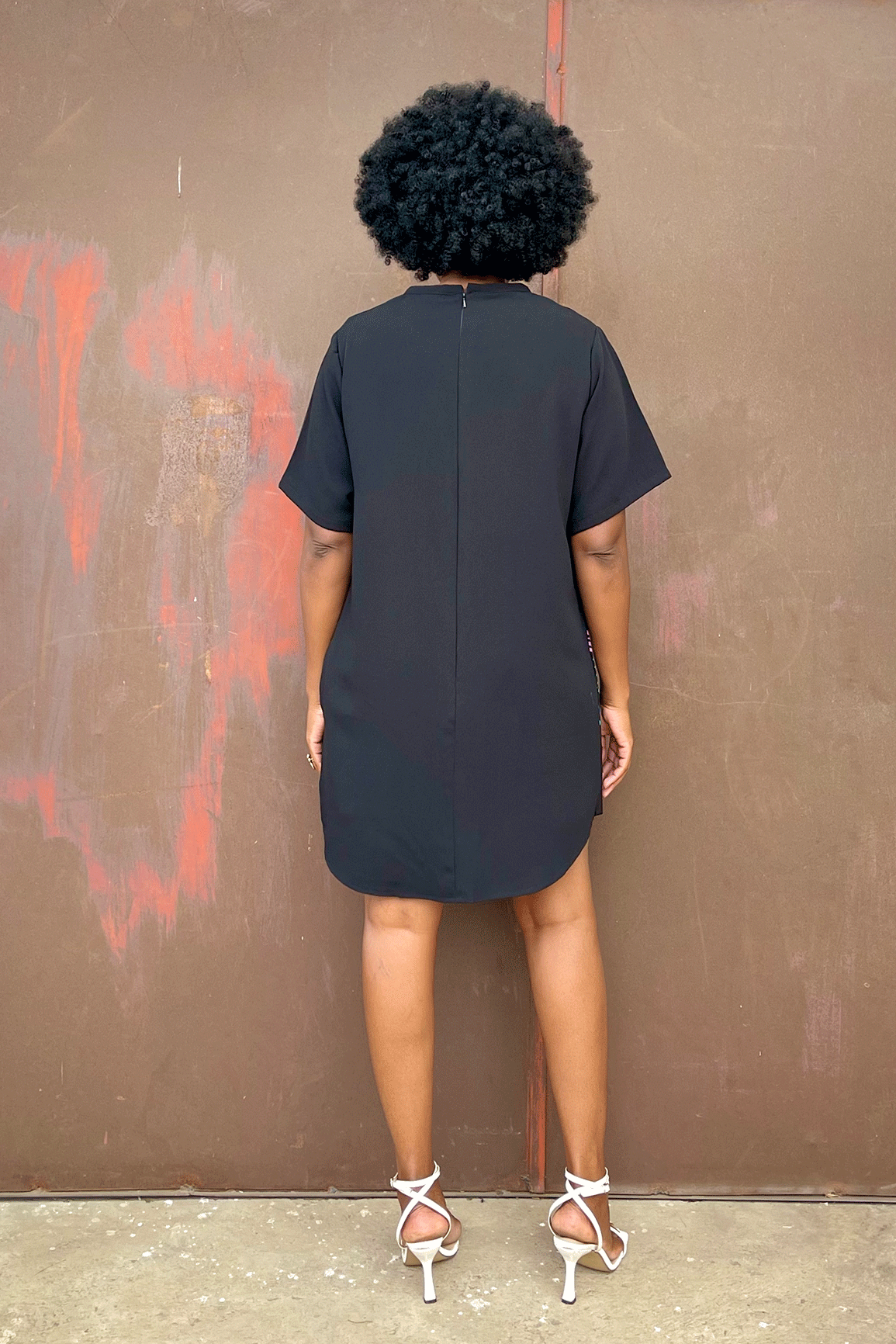 Aya Diagonal Tee (Prism)