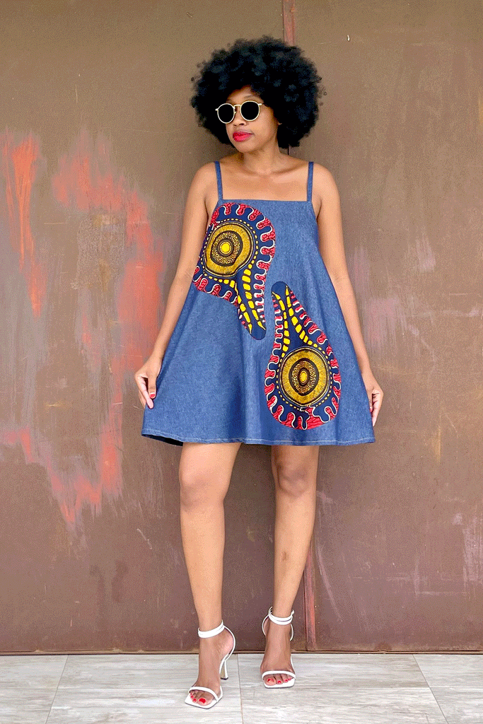 JAZMIN PATCH DRESS (DENIM BLU)