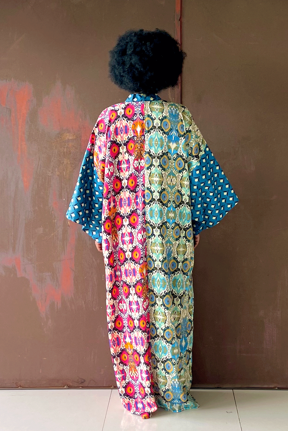 Kiki Berry Kimono