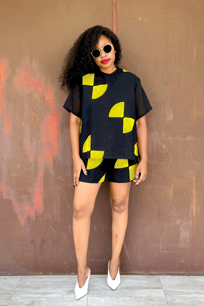 LIRA TOP + BELLA SHORT (DISC)